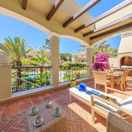Sleeps 8 Pool Air Con T774088