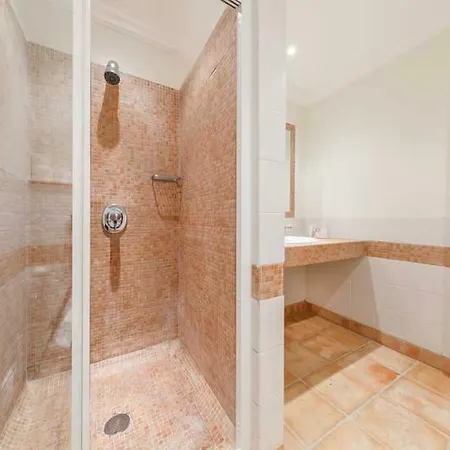Sleeps 8 Pool Air Con T774088 *