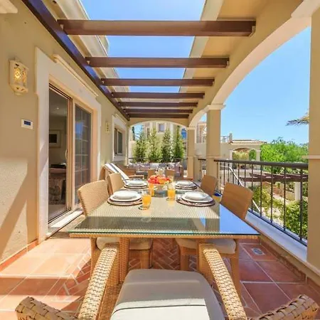 Sleeps 8 Pool Air Con T774088 Vila *