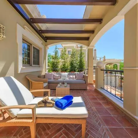 Sleeps 8 Pool Air Con T774088